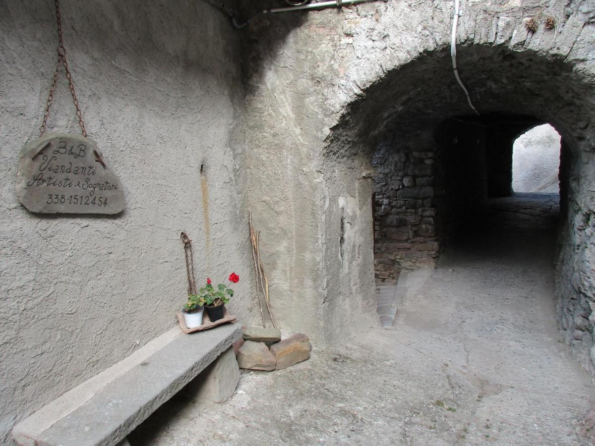 Comano Viandanti, Artisti E Sognatori住宿加早餐旅馆 外观 照片