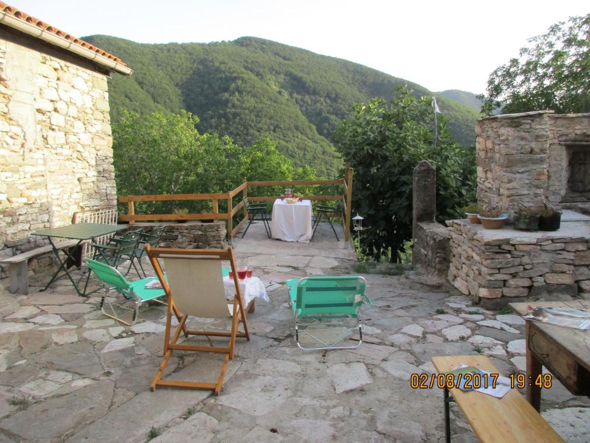 Comano Viandanti, Artisti E Sognatori住宿加早餐旅馆 外观 照片