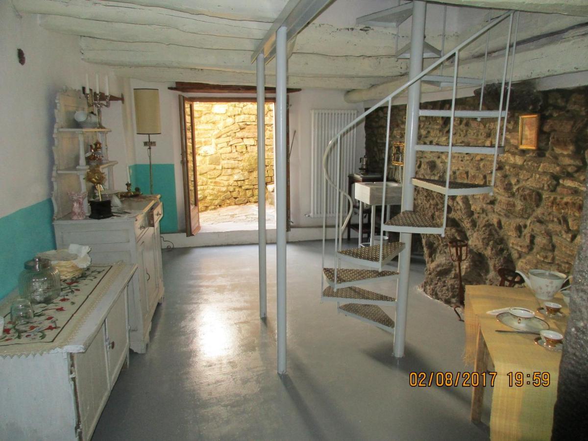 Comano Viandanti, Artisti E Sognatori住宿加早餐旅馆 外观 照片
