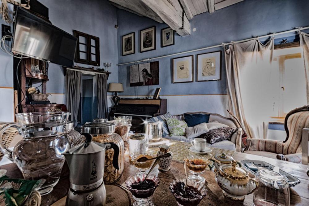 Comano Viandanti, Artisti E Sognatori住宿加早餐旅馆 外观 照片